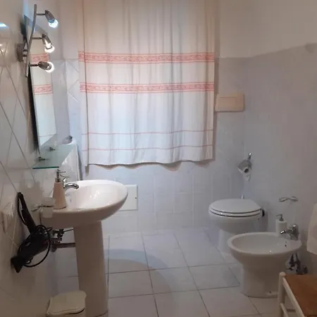 Casa Mariagrazia Pensión 3*