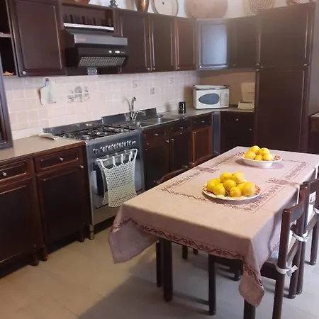 Casa Mariagrazia בית הארחה 3*