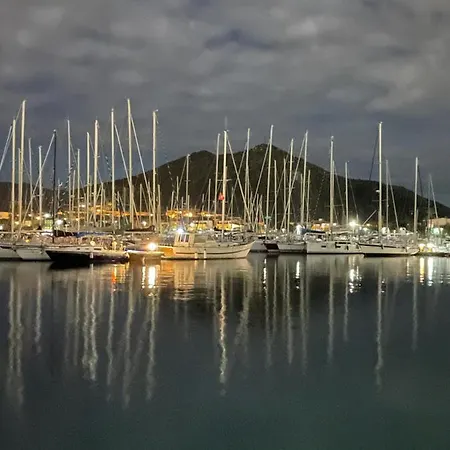 Casa Mariagrazia Vendégház La Caletta